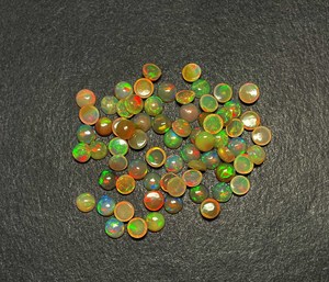 Ópalo Etíope Natural Redondo Cabujón Piedra Suelta Certificado IGI con Efecto de Color/Fuego para Fabricación de Collares 2-10 MM - Product Image 5