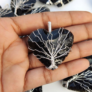 Most Trending Black <b>Obsidian</b> Healing Heart Shape Pendant <b>Necklace</b> Handmade Wholesale with Brass Material and Wire Wrapping - Product Image 1