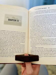 ที่ใส่นิ้วมือสำหรับอ่านหนังสือแบบใช้นิ้วทำจากไม้ - Product Image 6