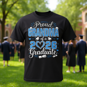 Maglietta per Nonna della Classe 2026, Regalo per Grandi Genitori Orgogliosi - Product Image 3