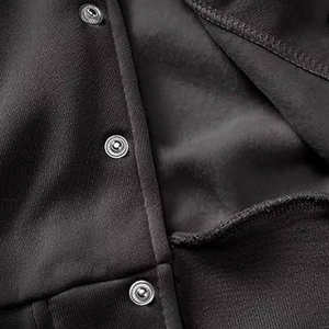 Logo personnalisé OEM conception légère femmes veste d'université en vente pour l'hiver chaud à manches longues femmes veste d'université - Product Image 3