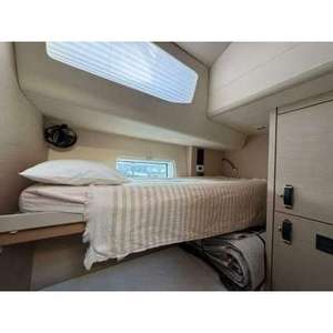 Camas Sofá Premium Jeanneau Yachts 65 para Comodidad y Estilo - Product Image 3