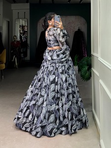 ผ้าใยไหมพิมพ์ลาย lehenga choli ผู้ผลิตจาก surat - Product Image 5