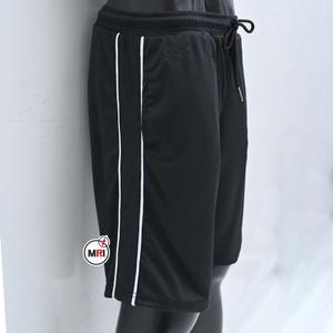 Pantalones cortos deportivos transpirables de verano personalizados de fábrica al por mayor para hombre, pantalones cortos largos de secado rápido con cordón de poliéster para hombre - Product Image 4