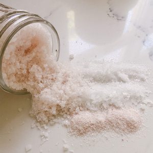 Vente en gros de sel de bain au jasmin naturel pour le spa et la relaxation | Mineral Soak for Skin Detox | Cristaux de trempage privés en vrac OEM - Product Image 3