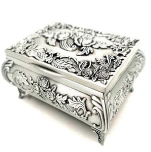 Caja de Joyería de Lujo Moderna en Metal Dorado con Forro de Terciopelo - Eleve Su Colección, Tamaño Personalizable, Venta al Por Mayor Disponible - Product Image 4