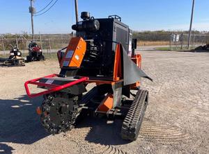 Livraison gratuite SG75 Broyeur de souches, 74 ch Kohler Diesel Matériel forestier, Système de coupe Super Sweep v Lame de nivellement hydraulique v - Product Image 2