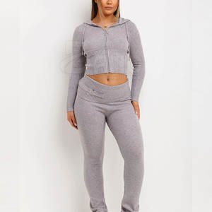 Conjunto Deportivo de Invierno para Mujer, 100% Algodón, con Capucha, Estilo Casual, Color Sólido, Top Corto y Pantalones Acampanados - Product Image 6