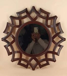 Espejo de pared tallado en madera hermoso y atractivo superventas para la decoración del hogar y el dormitorio - Product Image 4