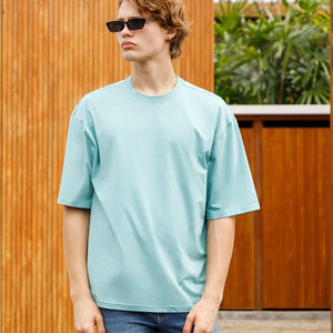 Camiseta gráfica personalizada a la moda, venta al por mayor, camisetas Unisex de gran tamaño de algodón 100% de alta calidad, Impresión de pantalla corta de peso pesado 230G - Product Image 1