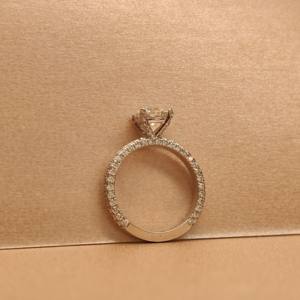 Anillos finos certificados por IGI, anillo de diamante de corte brillante VVS Moissanite, anillo de compromiso de boda personalizado de oro sólido de 14K para mujer - Product Image 3