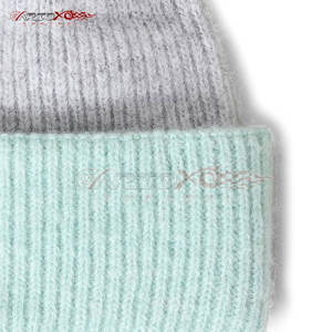 Bonnet d'hiver extérieur pour femmes tricot épais et chaud pour la randonnée, le ski et le camping Bonnet de tous les jours pour femmes - Product Image 6