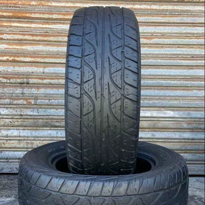 Neumáticos Radiales sin Aire de Primera Calidad para Autos Deportivos, Personalizados, para Césped Artificial, Venta al Por Mayor, Entrega Rápida Disponible - Product Image 1