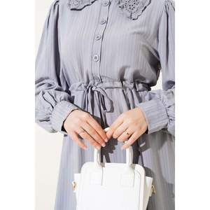 Vestido Túnel Cintura Cuello Encaje Gris - Product Image 1