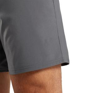กางเกงกีฬาขาสั้นสำหรับผู้ชายแบบ2-in-1แห้งเร็วออกแบบได้ตามต้องการมีโลโก้ที่กำหนดเอง - Product Image 3