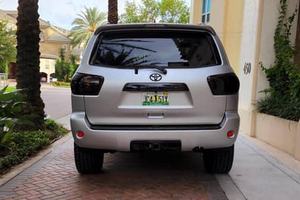 TOYOTA SEQUOIA SR5 2012 USADO, Volante a la Izquierda/Derecha - Product Image 3