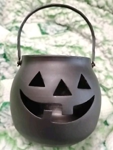 Lanterne décorative moderne en aluminium, pot à bougie citrouille pour Halloween, lanterne rustique en métal, décoration de jardin de ferme - Product Image 4