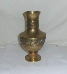 Vase en laiton de luxe décoratif ou de bureau de mariage prêt à expédier disponible en Stock Vase à fleurs tendance de qualité durable - Product Image 6