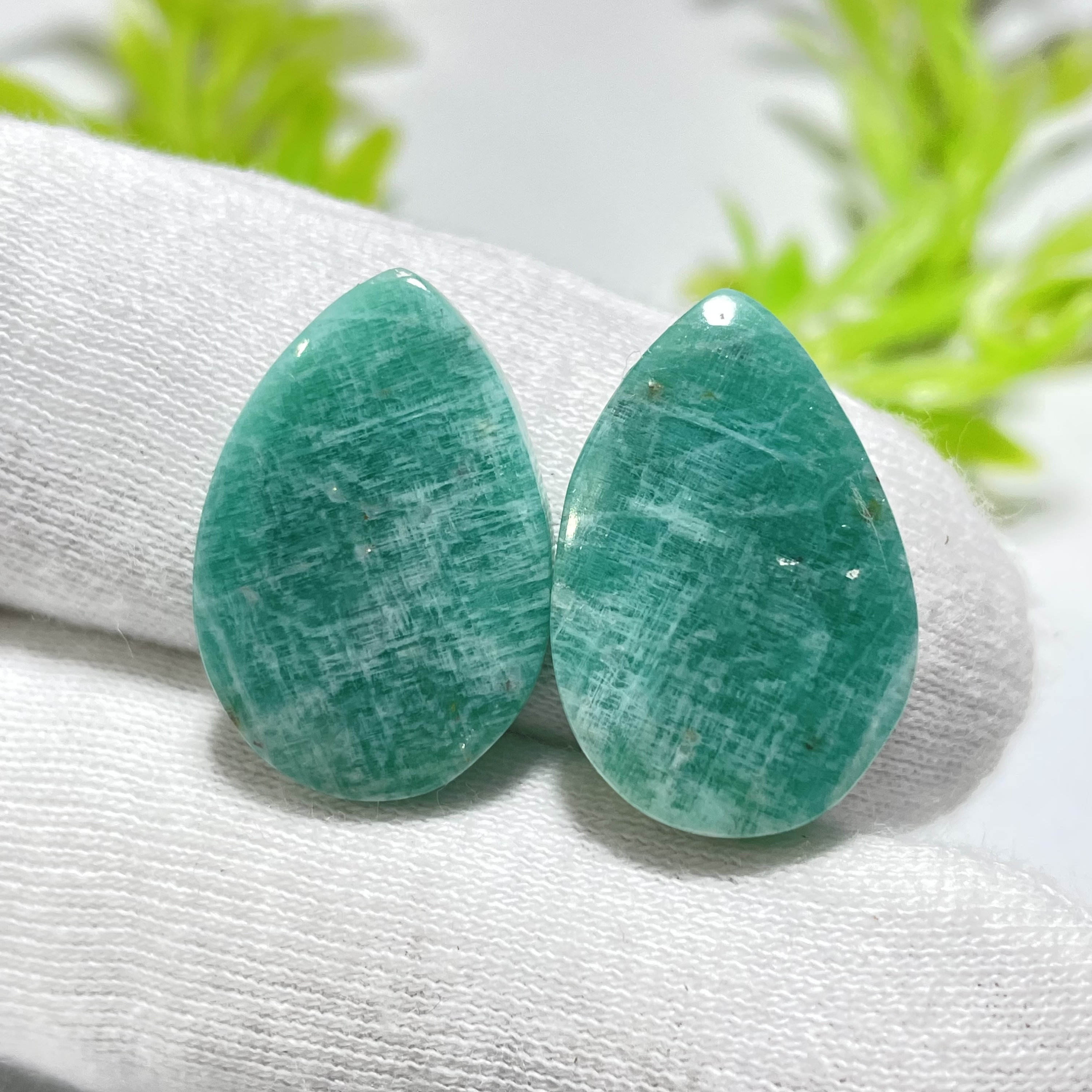 สีเขียว