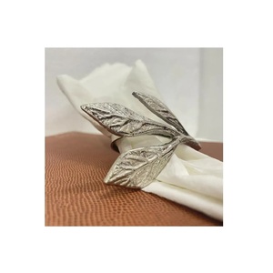 High Quality <b>Hand</b> Finished Brass Metal Napkin <b>Ring</b> <b>Holder</b> Wholesale Table Decoration Wedding Napkin <b>Ring</b> Manufacturer - Product Image 3