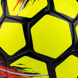 Ballon de football sportif en cuir Pu de haute qualité Ballon de football d'entraînement pour sports de plein air de taille personnalisée à vendre - Product Image 2