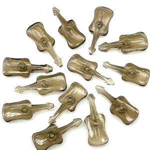 Mini Guitarra de Cuarzo Ahumado Tallada a Mano, Pequeños Amuletos de Piedras Preciosas de 26 mm - Product Image 2