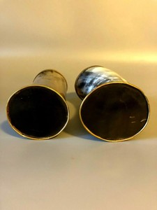 Venta al por mayor Cuerno Natural Vaso de chupito Mini Vodka Tequila Beber Cuerno de búfalo Cuerno Hecho Estilo vikingo Artesanías naturales - Product Image 4