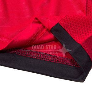 ชุดฟุตบอลสำหรับผู้ใหญ่เครื่องแบบฟุตบอลทำจากโพลีเอสเตอร์น้ำหนักเบาระบายอากาศ - Product Image 5