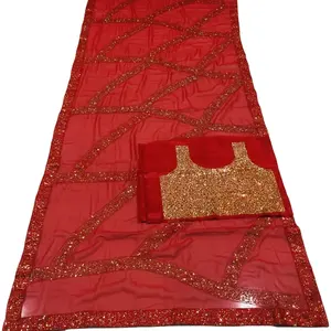 Nuovo abbigliamento da festa sari WEAR di ANUSHKA SHETTY con colore rosso perfetto e lavoro