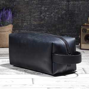 Genuine Leather Cosmetic <b>Bag</b> Tolletry Water Proof Toiletry Saffiano Leather Case Pouch Toiletry <b>Bag</b> Custom Logo Cosmetic <b>Bag</b> - Product Image 4