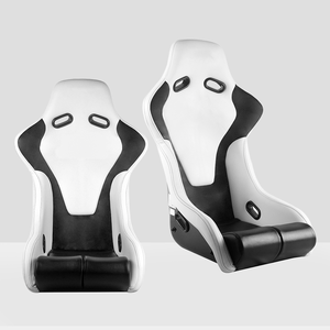 Asiento de coche deportivo estilo carbono | PU de fibra de carbono APEX | Ajuste universal de tapicería | Fabricante de Malasia - Product Image 3