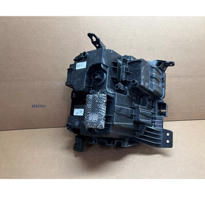 Phare LED OEM de haute qualité GAUCHE 87828581 pour <span class=keywords><strong>CHEVROLET</strong></span> <span class=keywords><strong>SILVERADO</strong></span> 1500 2022 <span class=keywords><strong>2023</strong></span> 2024 - Product Image 5