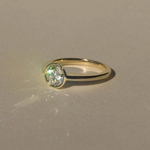 Bague en diamant Moissanite taille ronde de haute qualité bague de mariage en or 14 carats commande en gros en ligne - Product Image 2