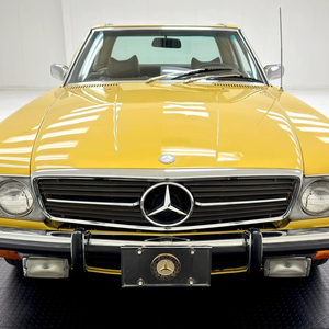 Mercedes-Benz 450SL de 1973, Usado, Motor V8 de 4.5 Litros, Interior Marrón, Techo Rígido del Mismo Color Incluido - Product Image 1