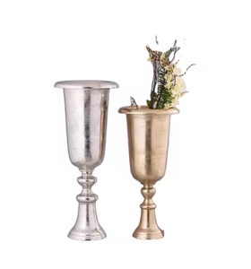 Vases de table au design moderne fabriqués à la main en métal indien pour la maison et l'hôtel Vente à chaud de pots de fleurs pour centre de table - Product Image 5