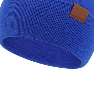 Gorros de Punto de Color Sólido Premium Unisex, Impresión de Logotipo Personalizado, Impresión Digital Disponible, Todos los Colores y Tamaños, Estilo Urbano Común - Product Image 5