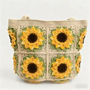 Sac à bandoulière en PU fait main au crochet motif tournesol, fermeture éclair, deux anses, doublure en polyester, broderie tendance Acki - Product Image 3