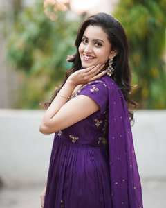 LANCEMENT DU NOUVEAU DESIGNER FESTIVE WEAR SHARARA PALAZZO TISSU CHINON SOIE AVEC BEAU TRAVAIL DE BRODERIE DE SÉQUENCE - Product Image 2