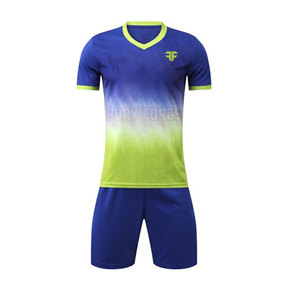 ชุดฟุตบอลขายส่งพร้อมโลโก้สั่งทำ คุณภาพสูง โพลีเอสเตอร์ 100% ระบายอากาศ แห้งเร็ว บริการ OEM - Product Image 1