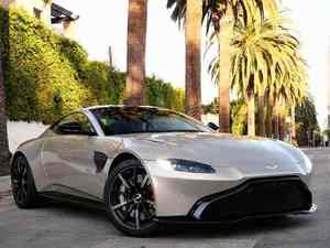 Aston Martin Vantage Coupé RWD 2024, Volante a la Izquierda, Asientos de Cuero, Cámara Trasera, Listo para Conducir - Product Image 5