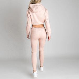 ชุดเซ็ตเสื้อฮู้ดครอปท็อปและกางเกงขายาวปักโลโก้ตามสั่ง ขายส่งสำหรับฤดูหนาว แบบ unisex 2 ชิ้น - Product Image 2