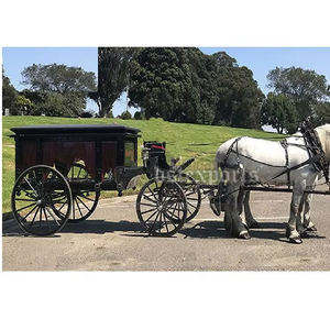 Carruaje funerario dibujado por caballos negros de Birmingham Acabado negro Carruaje funerario dibujado por caballos antiguos - Product Image 1