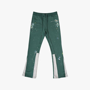 Pantalon de survêtement évasé style unique pour hommes Pantalon de survêtement évasé pour hommes sur mesure Pantalon de survêtement évasé personnalisé avec votre propre logo - Product Image 2