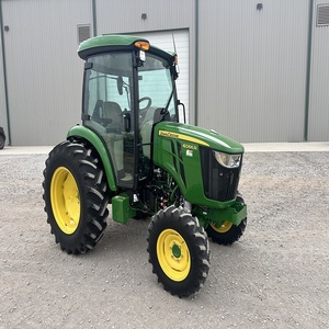 Tractor utilitario compacto John Deere 4066R, listo para tareas pesadas, fuerte, fiable y fácil de usar - Product Image 1