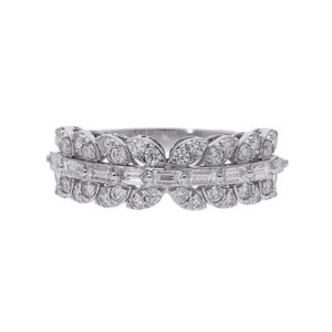 แหวนเพชรธรรมชาติชุบโรเดียมทองคำขาว14K พร้อมเม็ดเพชรบาแกตต์ที่ได้แรงบันดาลใจจากการตั้งค่าช่องแบบคลาสสิก - Product Image 5