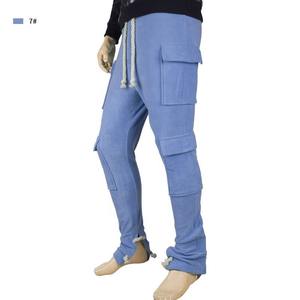 OEM personnalisé taille haute hommes décontracté survêtement ensemble jogger coton imprimé coupe brut ourlet bord sweat à capuche pantalons de survêtement empilés conception évasée - Product Image 4