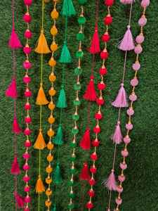 Ensemble de 10-20-30-50-50-100 guirlande de pompon et pompon pour Mehndi Haldi et décoration de fête toile de fond de fêtes à thème mexicain - Product Image 4