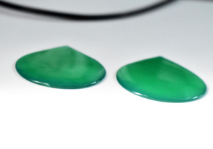 Cabochons à dos plat en onyx vert naturel 42X37X3mm env. Boucles d'oreilles en cristal et colliers cœur en agate verte - Product Image 6