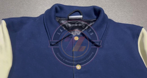 Chaqueta Universitaria de Béisbol Bordada de Algodón y Poliéster para Todas las Temporadas, Forro de Satén Suave, Logotipo Personalizado, Cuello Camisero - Product Image 3