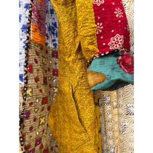 Chaqueta Reversible Acolchada Kantha Vintage para Mujer, Blazer Rosa con Bordado de Patchwork, Relleno de Algodón para Otoño, Chaqueta Corta Personalizada - Product Image 6